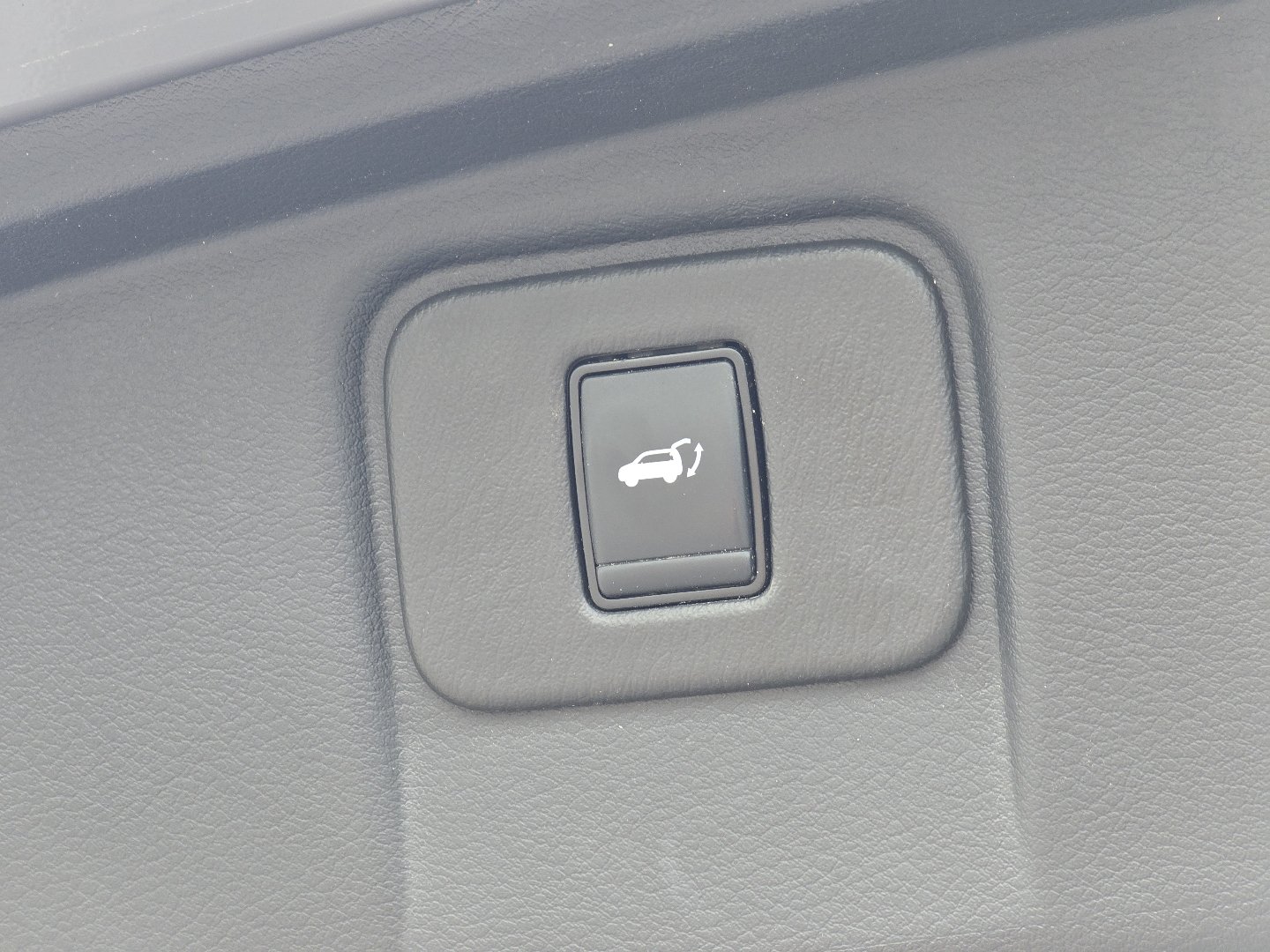 Used 2024 Nissan Murano Platinum AWD/4WD image 17