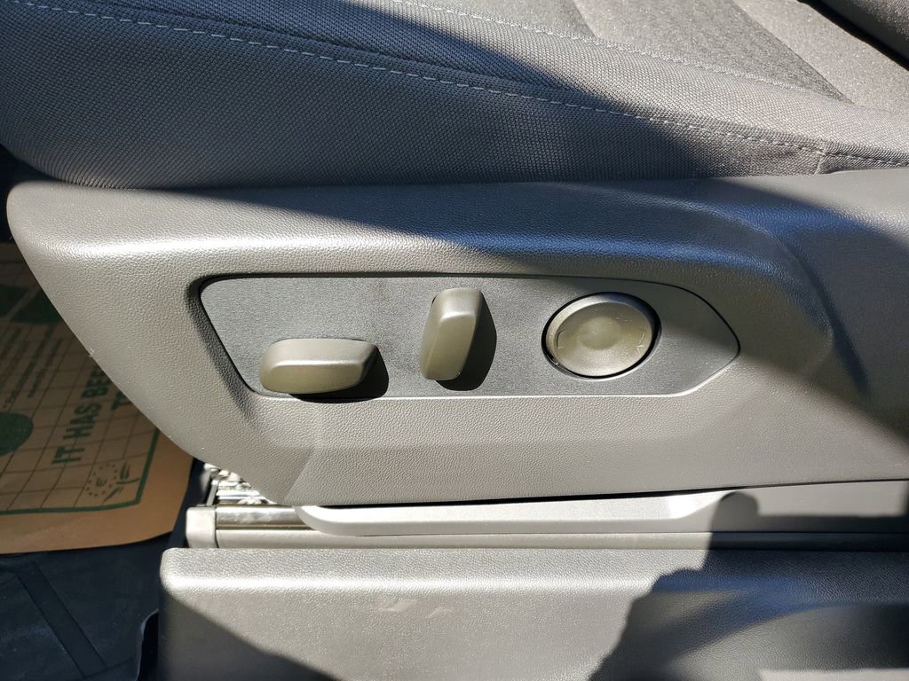 New 2026 Chevrolet Silverado 1500 RST w/ Redline Edition RWD image 22