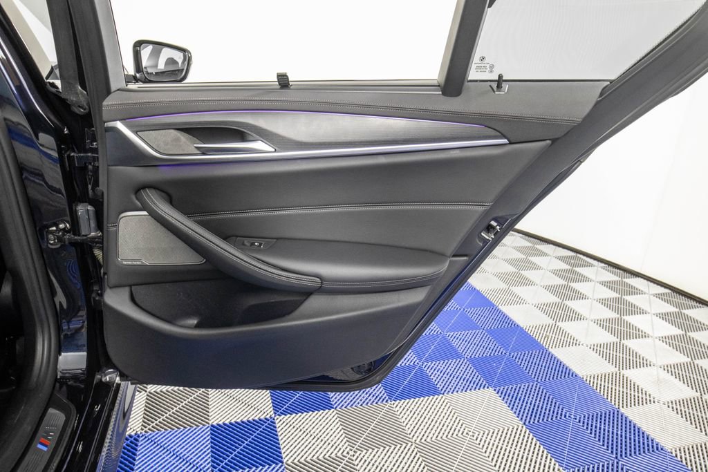 Used 2022 BMW 540i w/ Executive Package RWD image 15