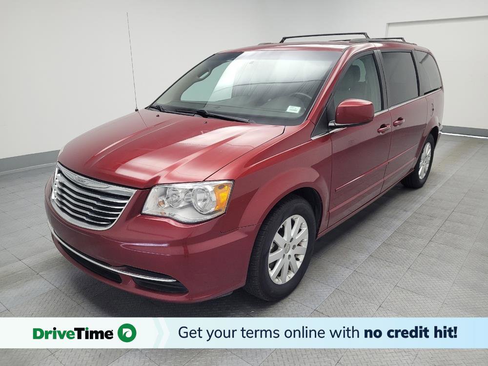 Used 2016 Chrysler Town & Country LX