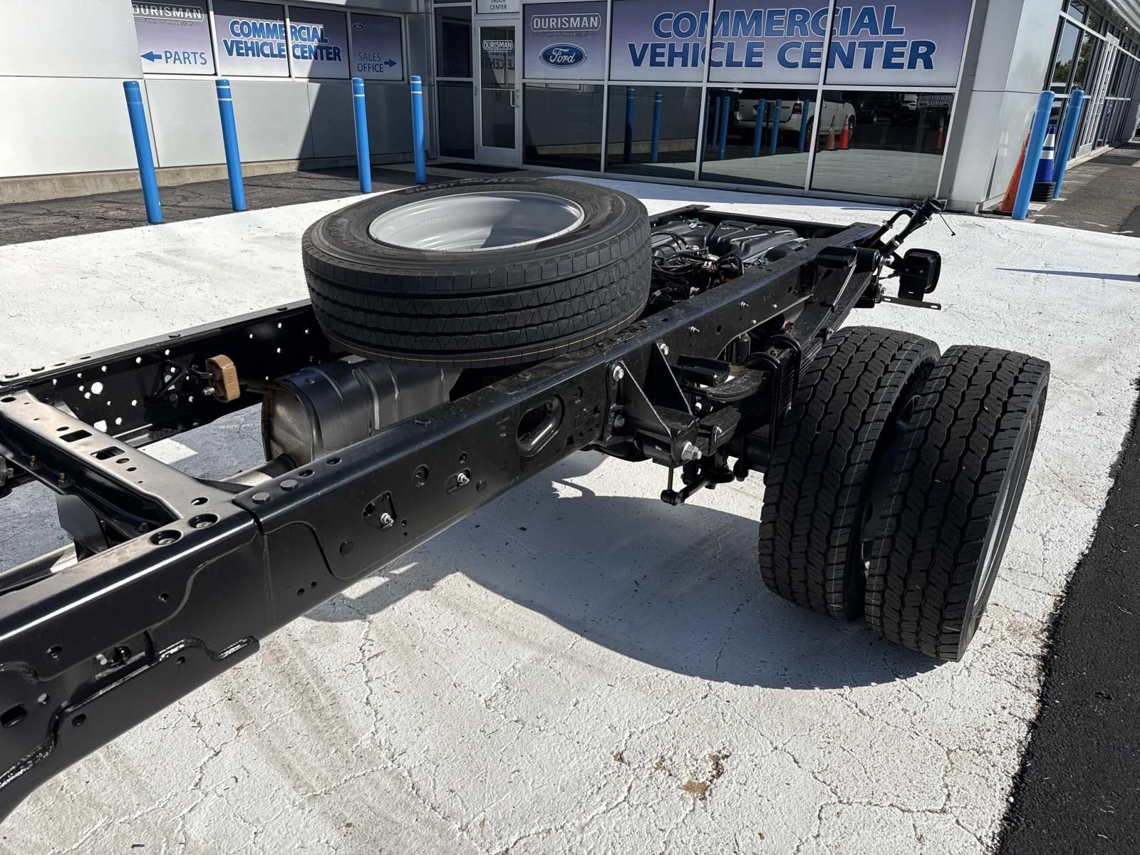New 2026 Ford F600 4x4 Regular Cab Super Duty w/ XL Chrome Package image 11