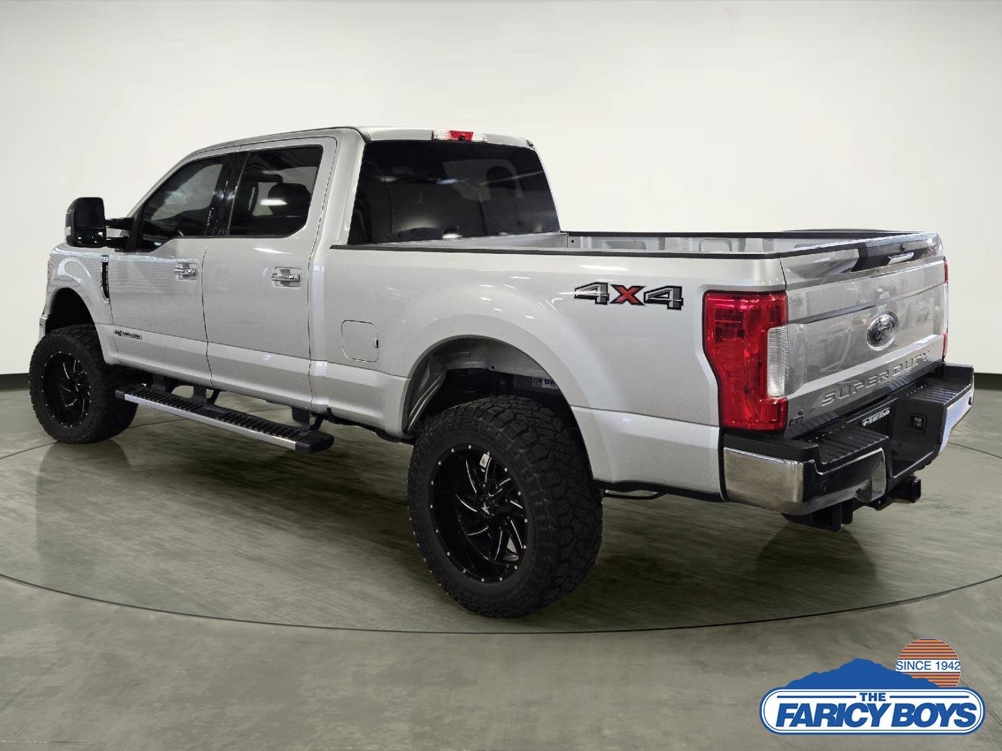 Used 2017 Ford F250 XLT w/ XLT Premium Package image 3