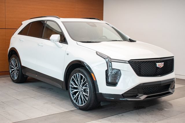 Used 2024 Cadillac XT4 Sport AWD/4WD image 5