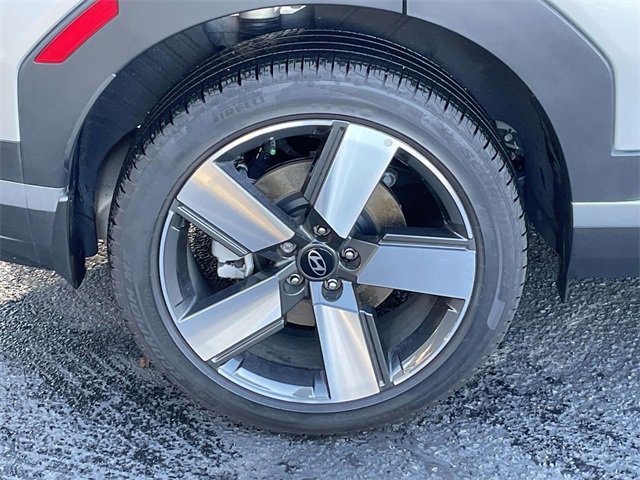 Certified 2025 Hyundai Santa Fe Limited image 7