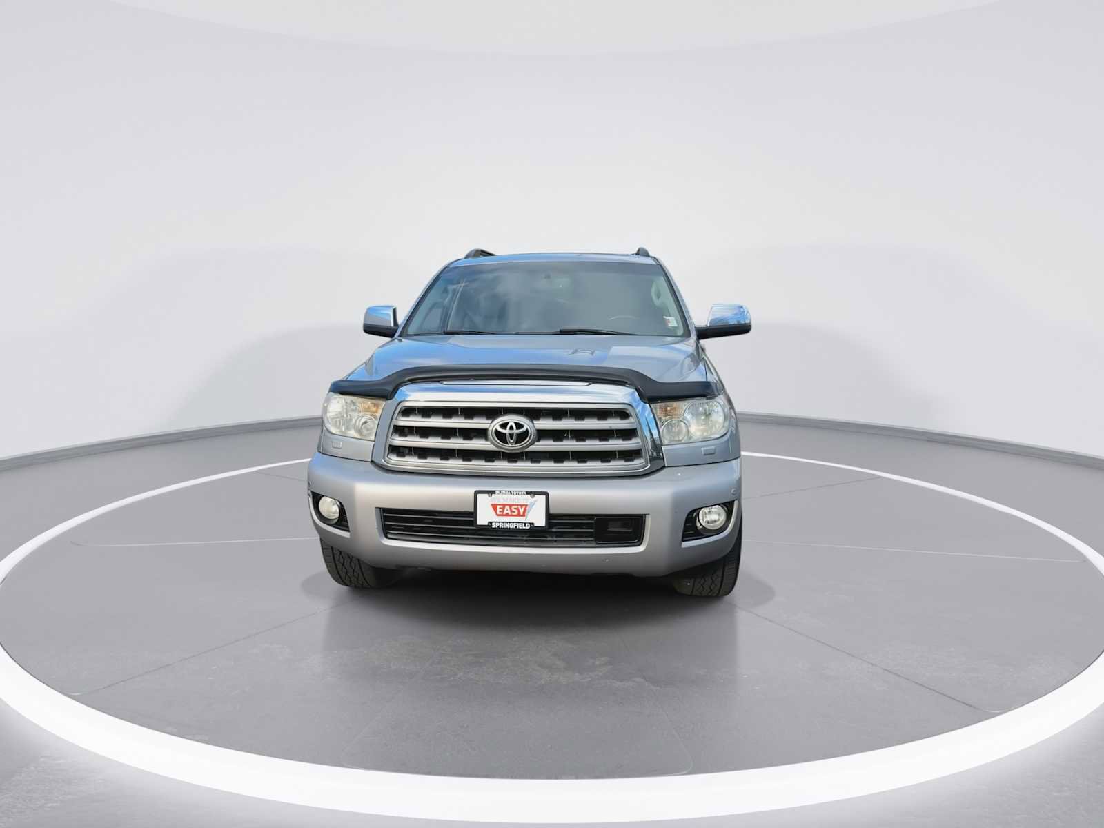 Used 2010 Toyota Sequoia Platinum image 3