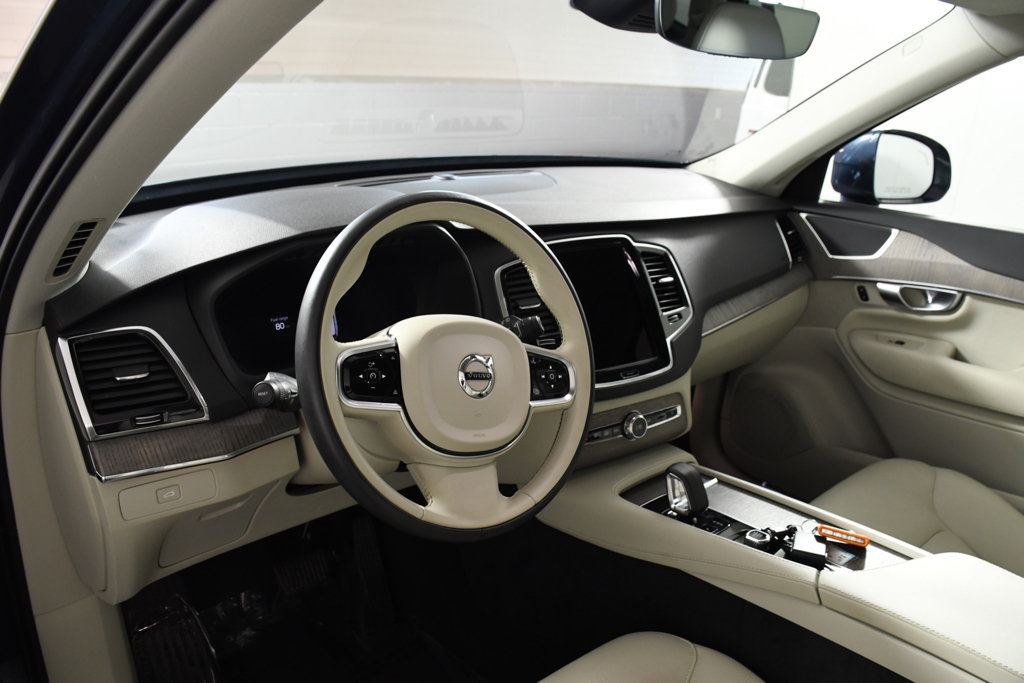 Used 2023 Volvo XC90 B5 Plus w/ Protection Package AWD/4WD image 12