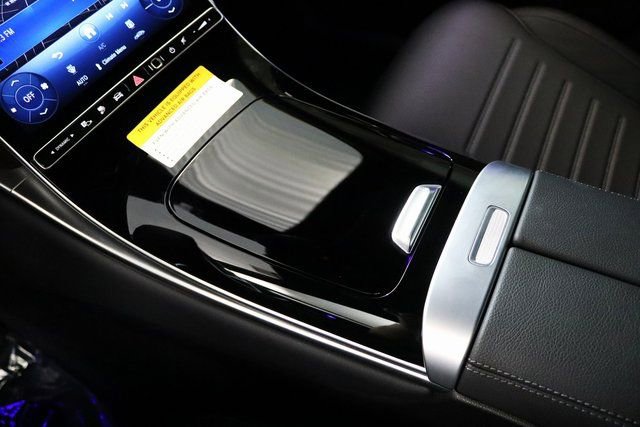 Used 2025 Mercedes-Benz GLC 350e 4MATIC w/ AMG Line image 26