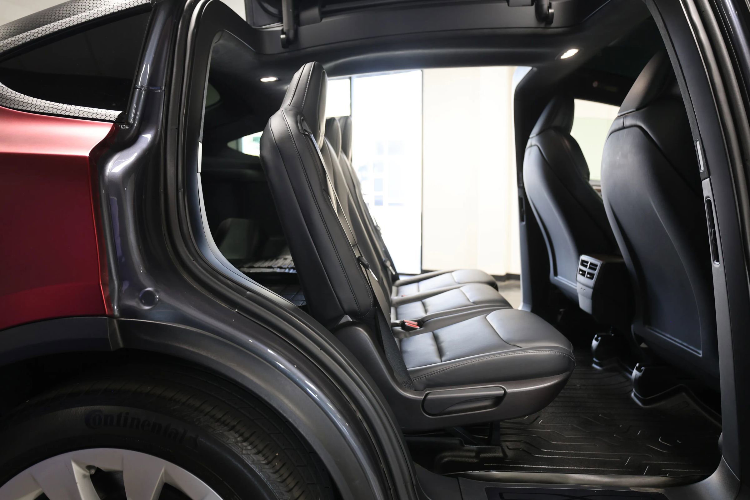 Used 2020 Tesla Model X Long Range AWD/4WD image 43