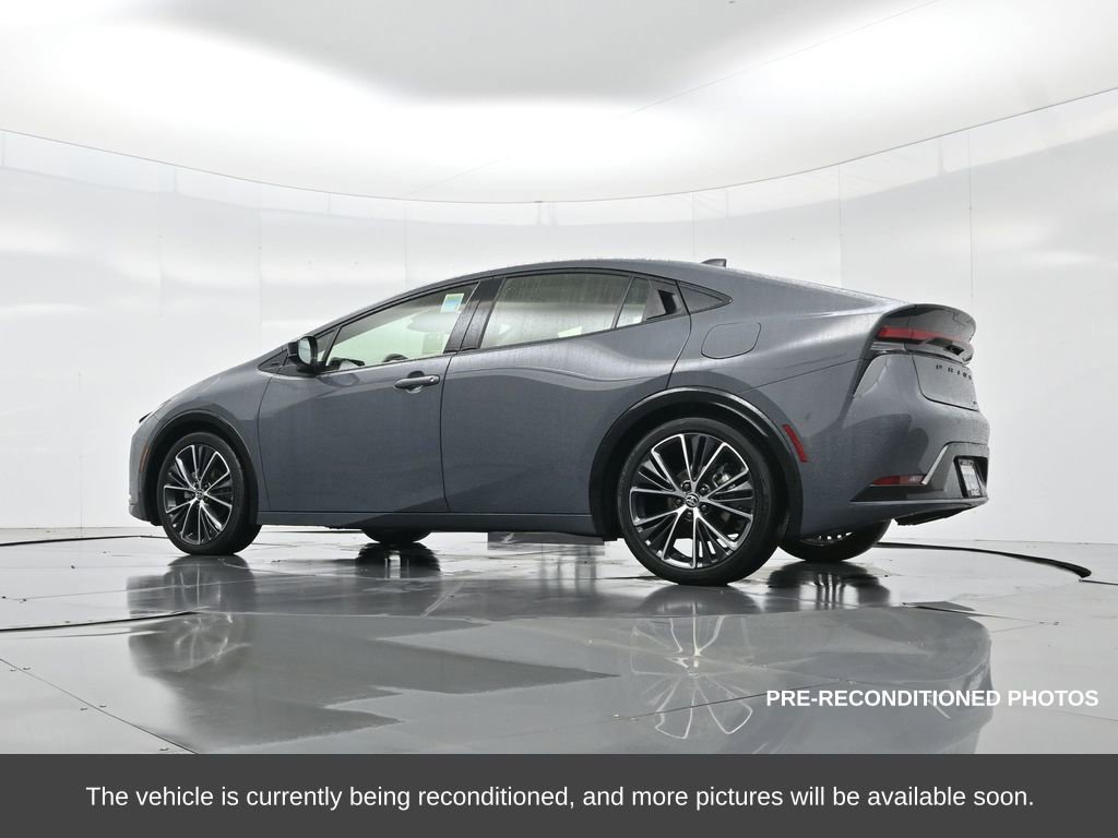 Used 2025 Toyota Prius XLE image 49