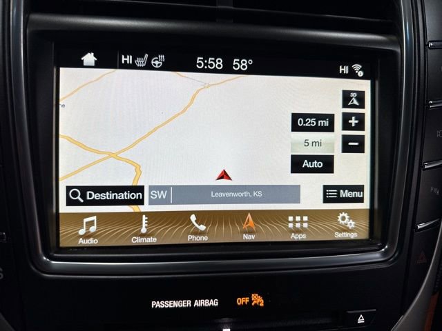 Used 2018 Lincoln MKX Reserve w/ Driver Assistance Package image 4