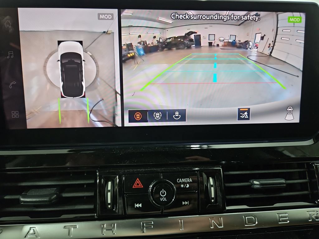New 2026 Nissan Pathfinder Platinum AWD/4WD image 19