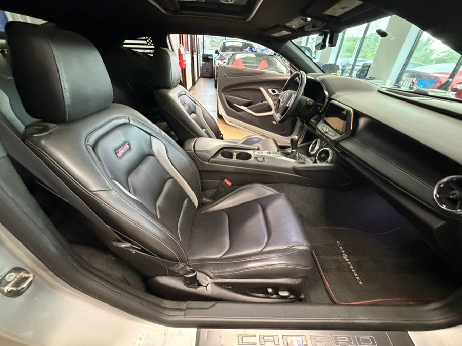 Used 2018 Chevrolet Camaro SS w/ Redline Edition RWD image 40