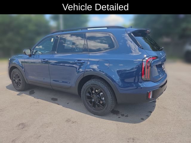 Certified 2025 Kia Telluride SX Prestige X-Pro AWD/4WD image 3