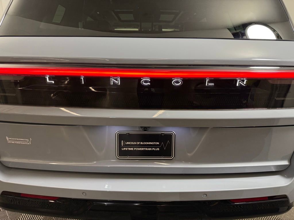 Certified 2025 Lincoln Navigator Reserve image 58