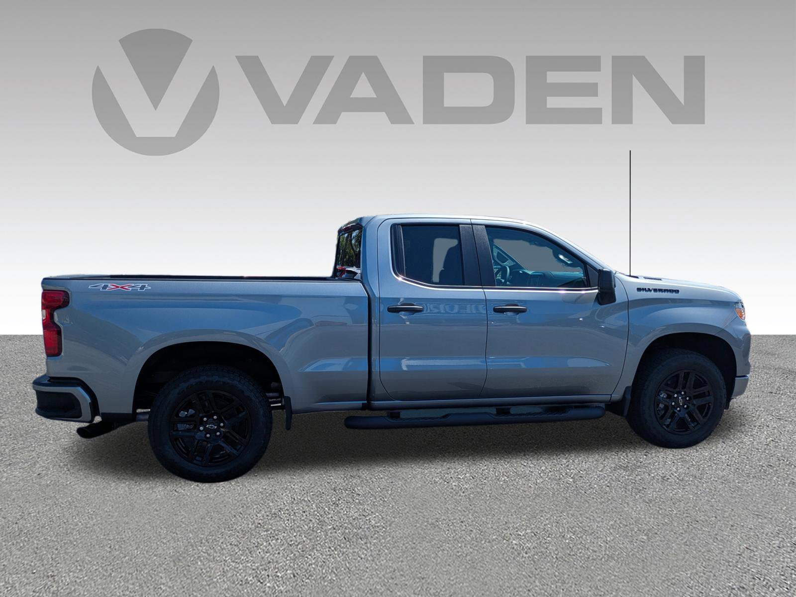 New 2026 Chevrolet Silverado 1500 Custom w/ Turbomax Blackout Package AWD/4WD image 22