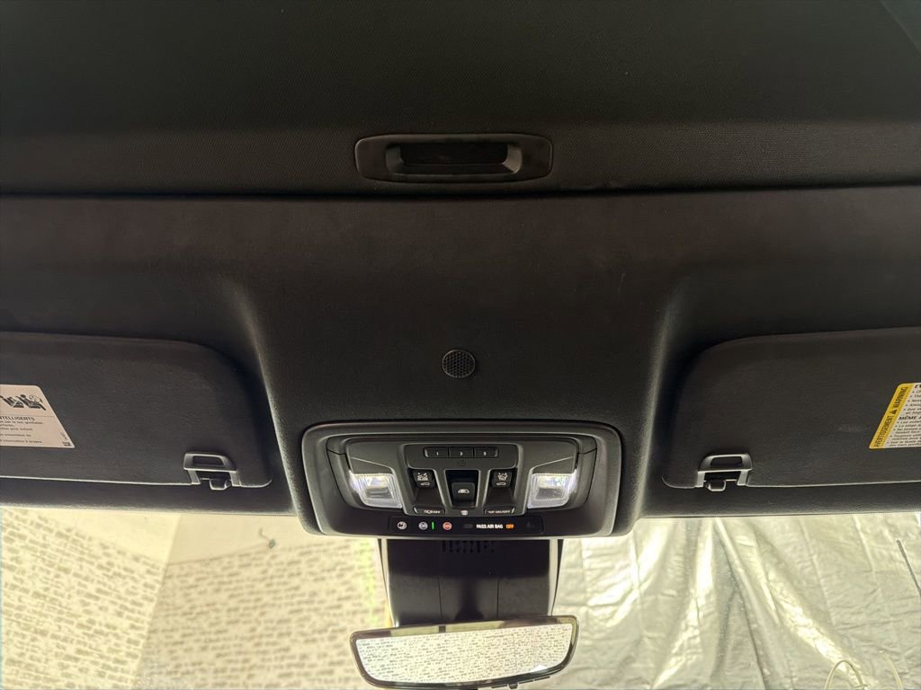 Used 2025 GMC Sierra 3500 Denali Ultimate image 22