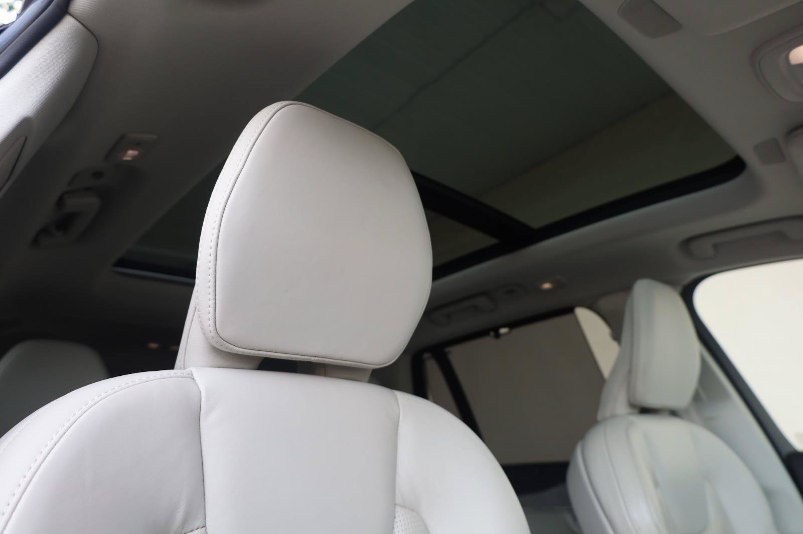 Used 2023 Volvo XC90 B6 Ultimate w/ Protection Package Premier AWD/4WD image 36