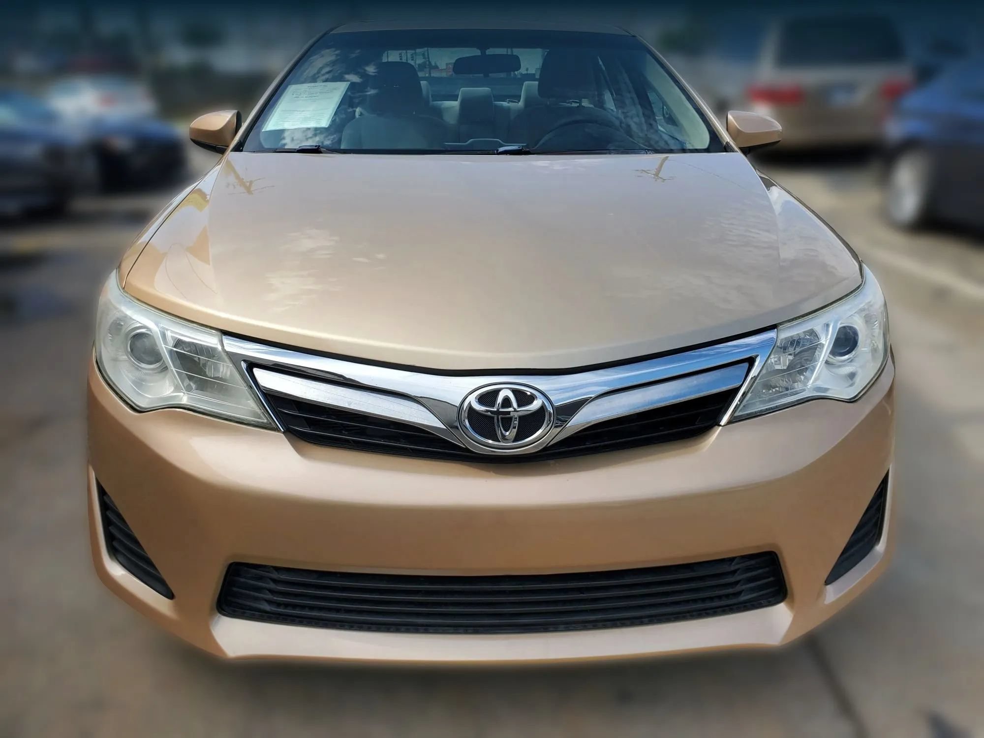 Used 2012 Toyota Camry LE FWD image 15