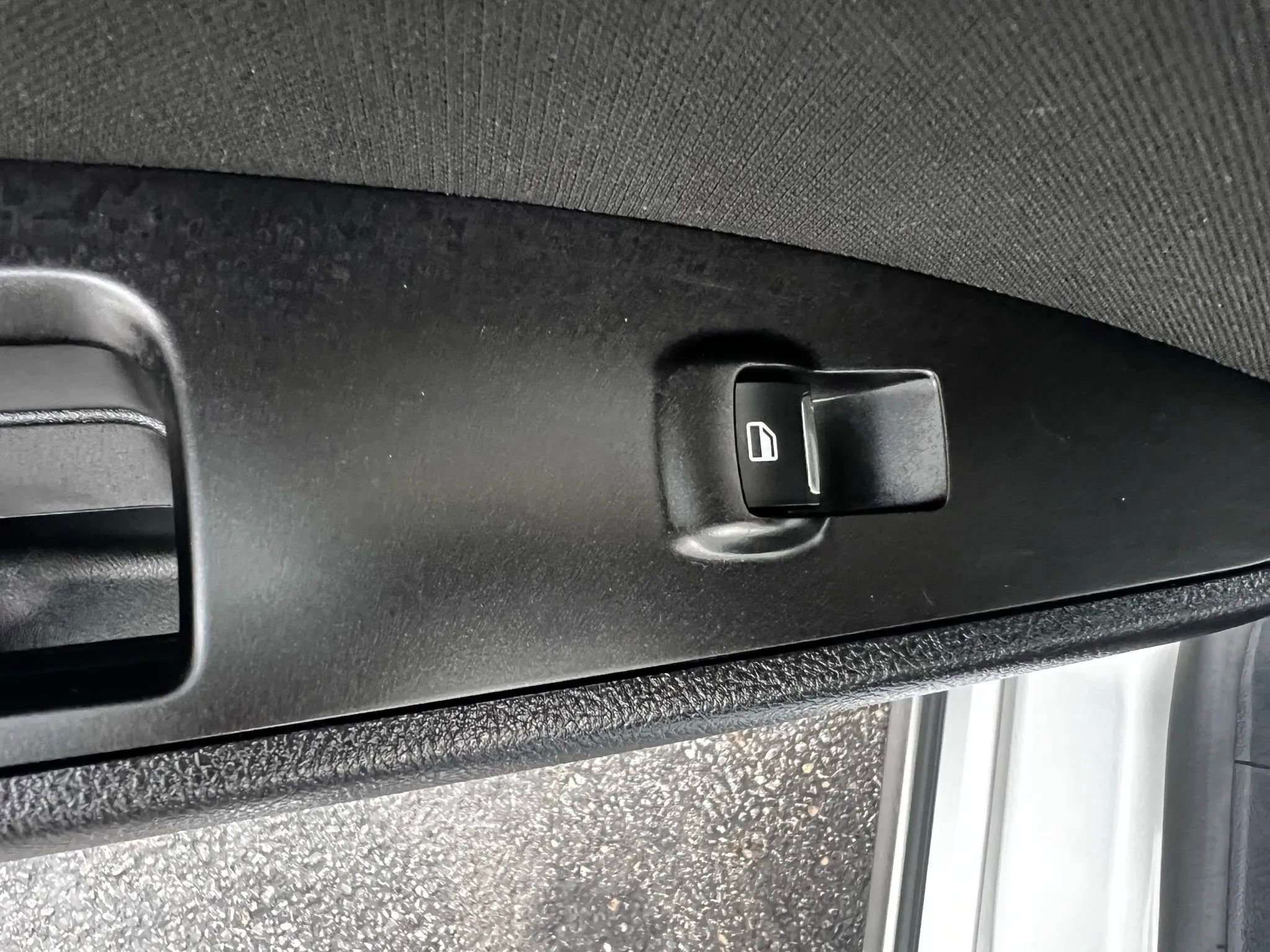 Used 2018 Ford Fusion SE w/ Equipment Group 201A image 19