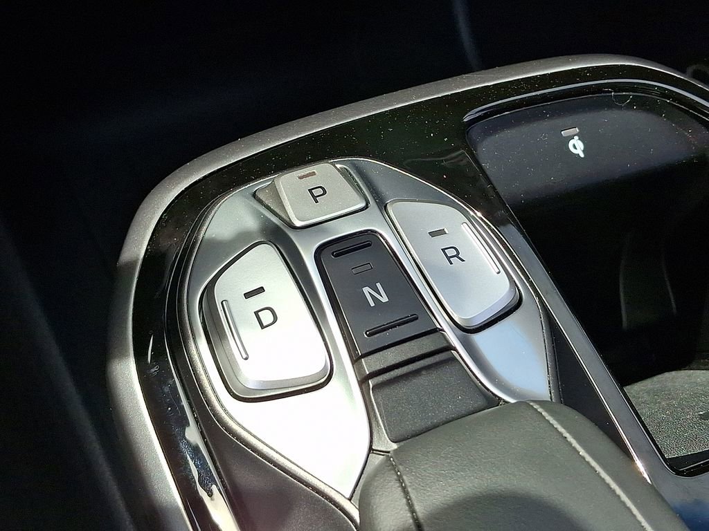Used 2021 Hyundai Ioniq Limited FWD image 15