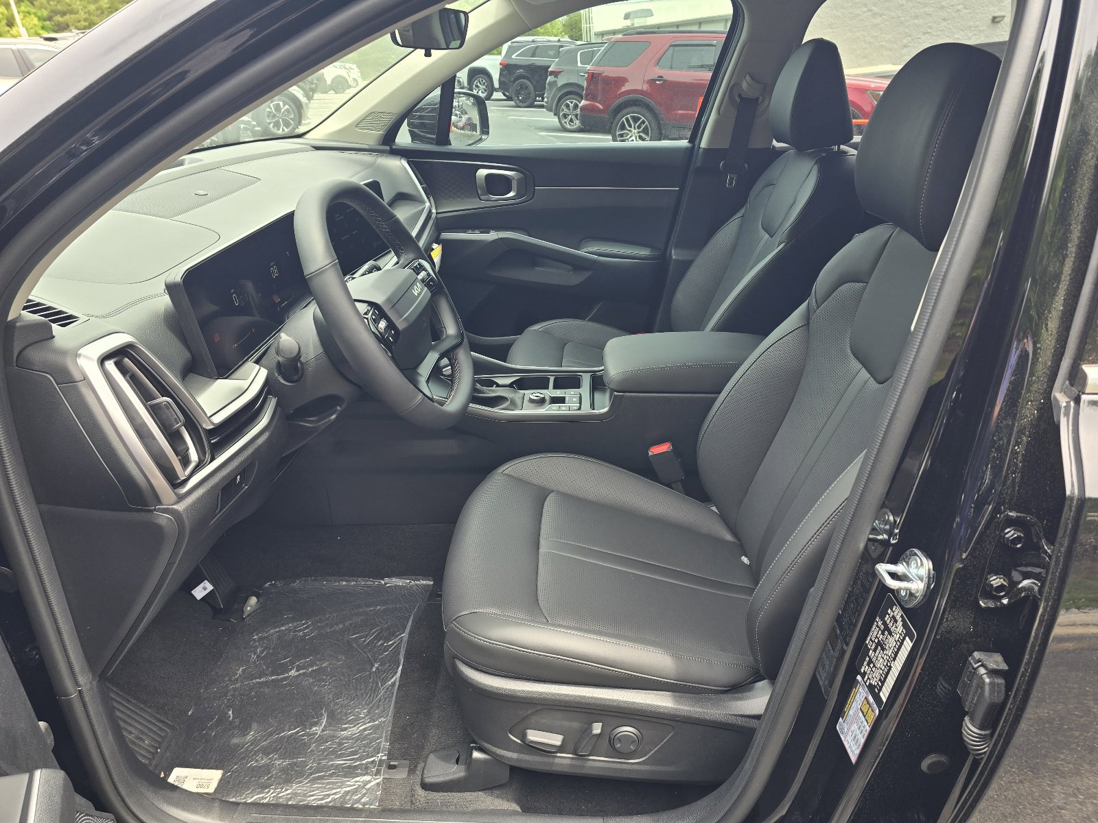 New 2026 Kia Sorento S FWD image 5