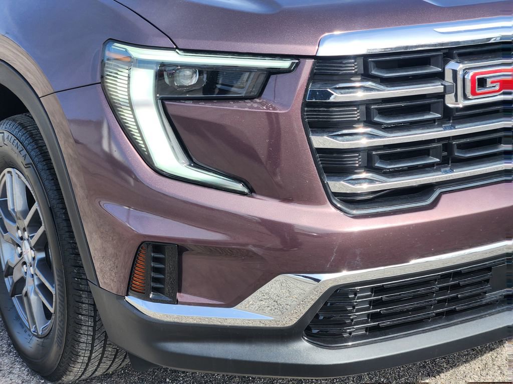 Used 2025 GMC Acadia Elevation image 9