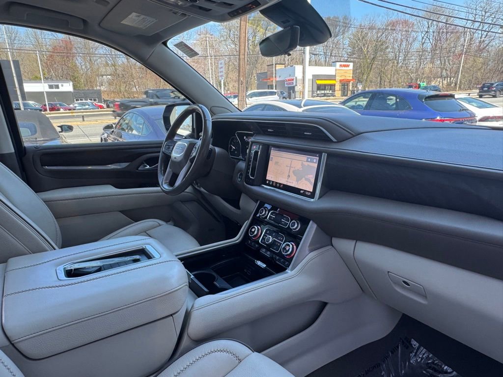 Used 2021 GMC Yukon XL Denali w/ Denali Ultimate Package RWD image 35