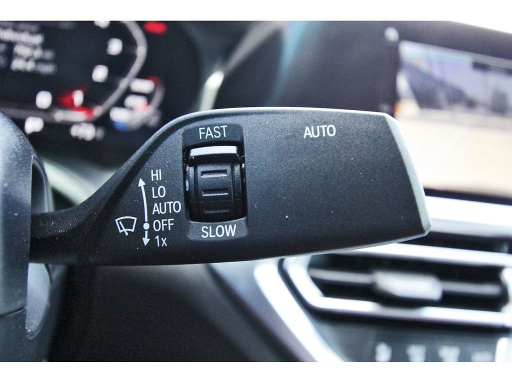 Used 2022 BMW M4 Competition w/ Executive Package image 18