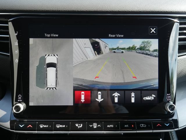 New 2026 Jeep Grand Wagoneer L 4WD w/ Premium Group I image 8