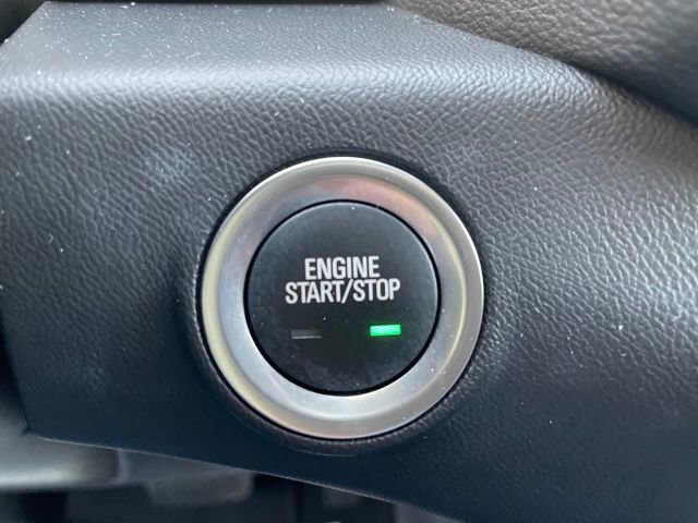 Used 2024 GMC Terrain SLE w/ Driver Convenience Package image 20