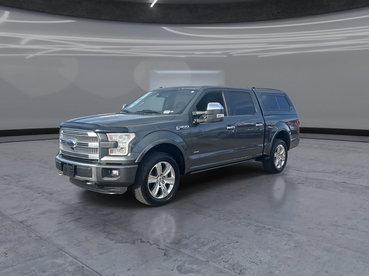 Used 2016 Ford F150 Platinum w/ Equipment Group 701A Luxury image 3
