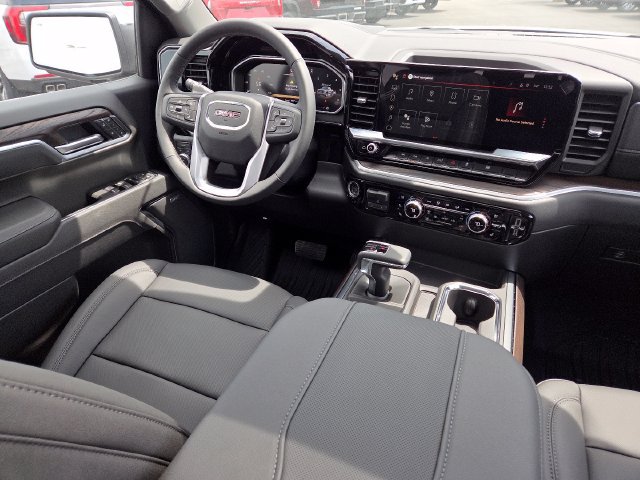New 2026 GMC Sierra 1500 SLT w/ SLT Premium Package AWD/4WD image 32