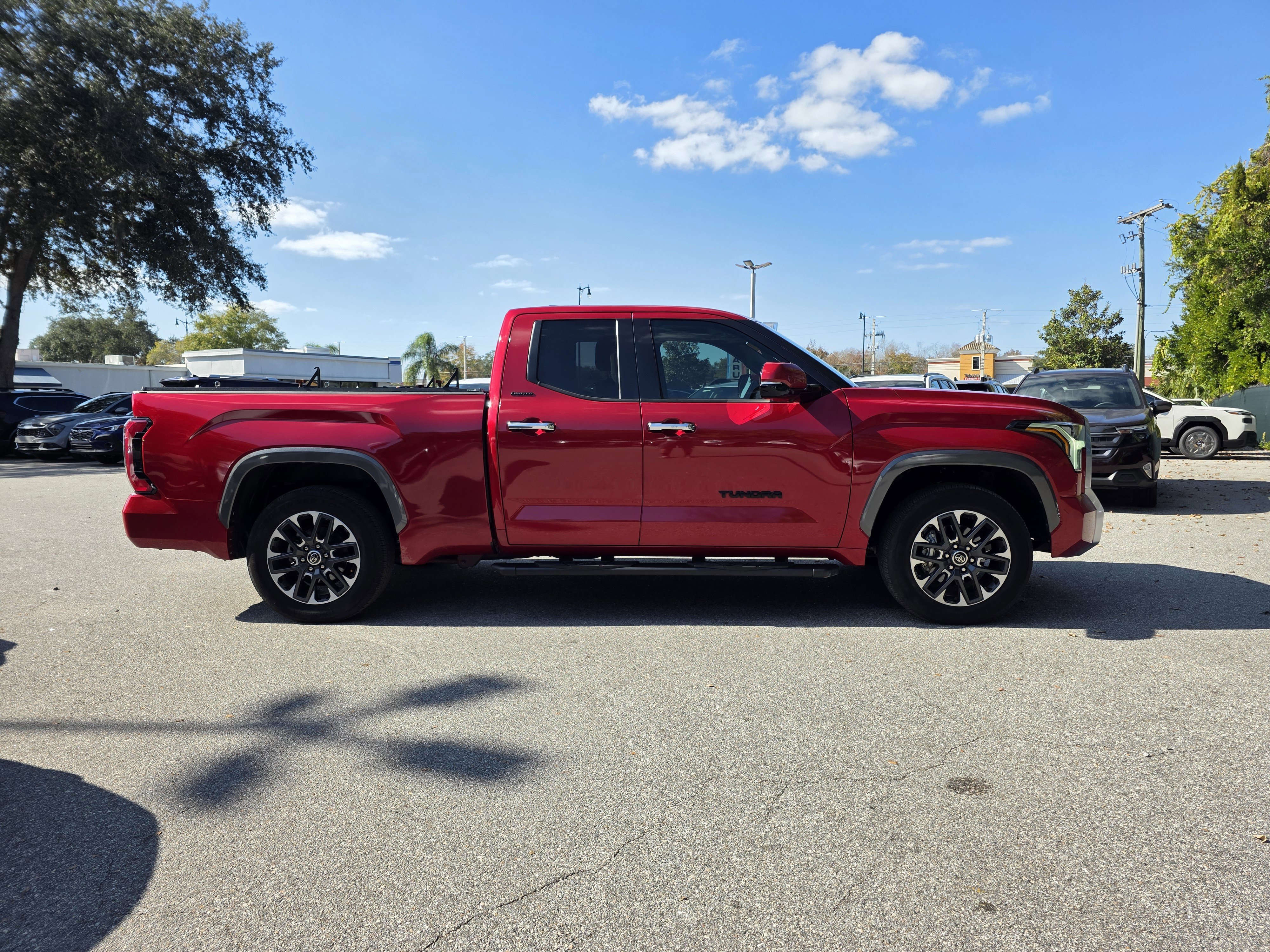 Used 2022 Toyota Tundra Limited image 2