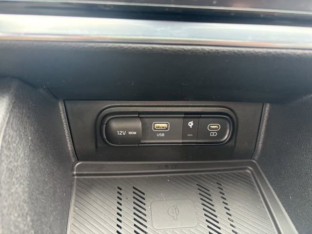 Used 2023 Kia Sportage X-Line w/ X-Line Premium Package AWD/4WD image 32