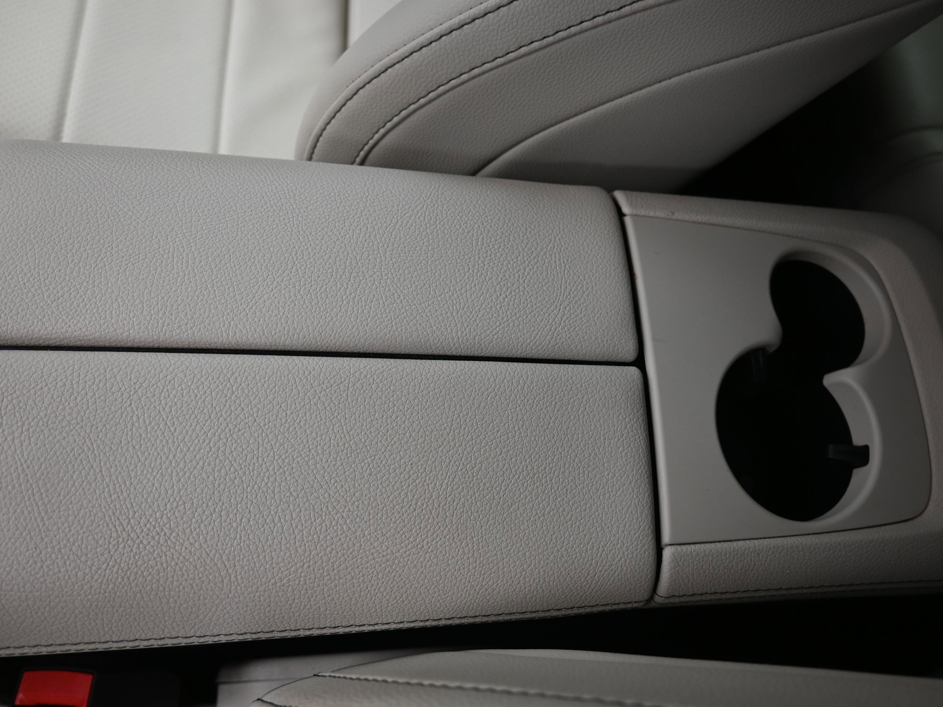 Used 2021 Mercedes-Benz GLS 450 4MATIC image 26