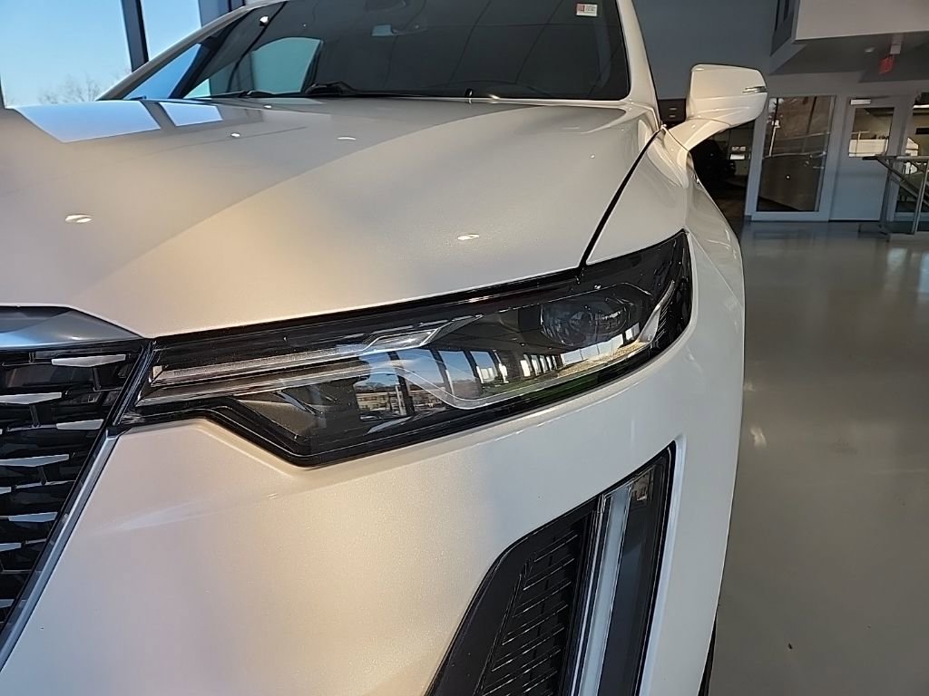 Used 2020 Cadillac XT6 Premium Luxury image 16