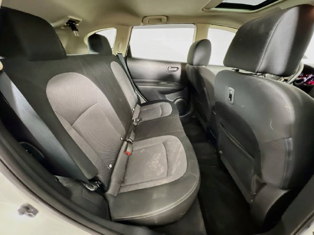 Used 2013 Nissan Rogue SV w/ Premium Pkg AWD/4WD image 38
