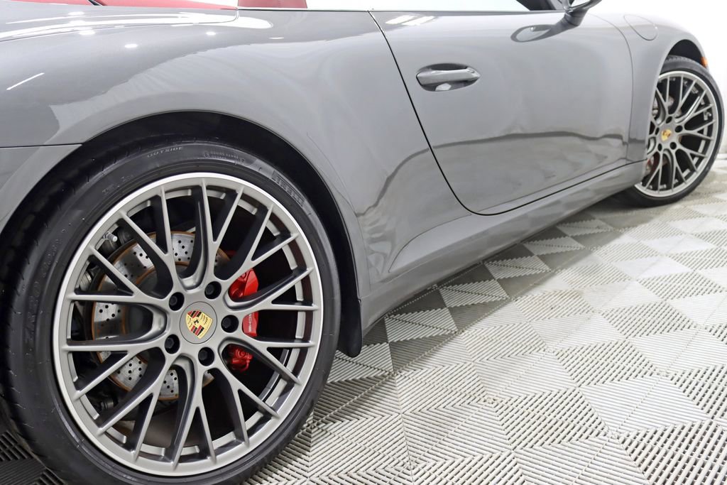 Used 2018 Porsche 911 Carrera S RWD image 13