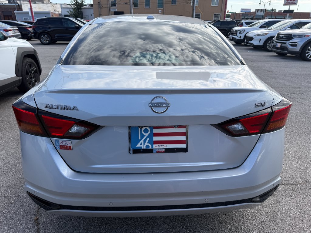Used 2023 Nissan Altima 2.5 SV FWD image 19