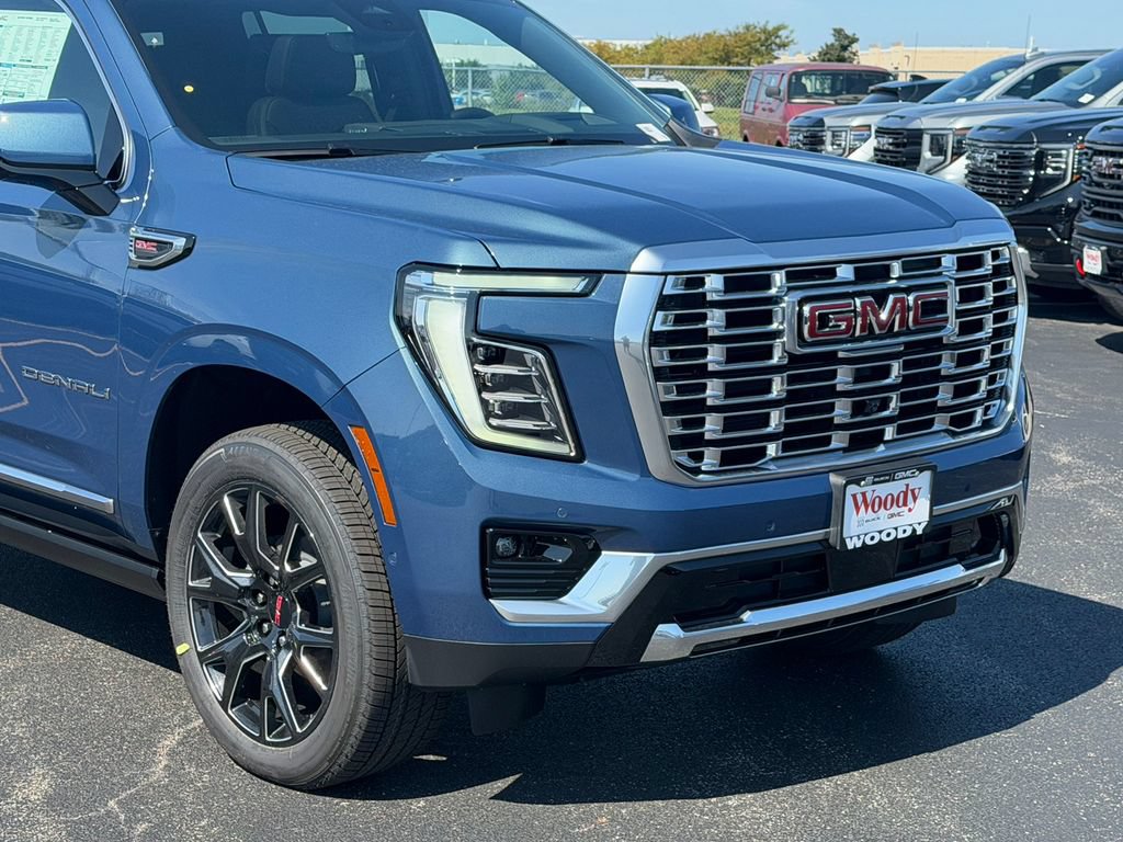 New 2026 GMC Yukon XL Denali w/ Denali Reserve Package AWD/4WD image 4