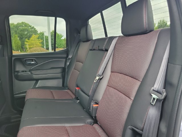 New 2026 Honda Ridgeline Black Edition image 10