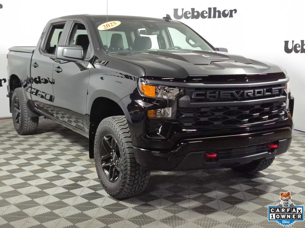 Certified 2025 Chevrolet Silverado 1500 Custom Trail Boss w/ LPO, Dark Essentials Package AWD/4WD image 1