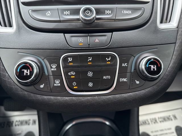 Used 2024 Chevrolet Malibu LT image 21