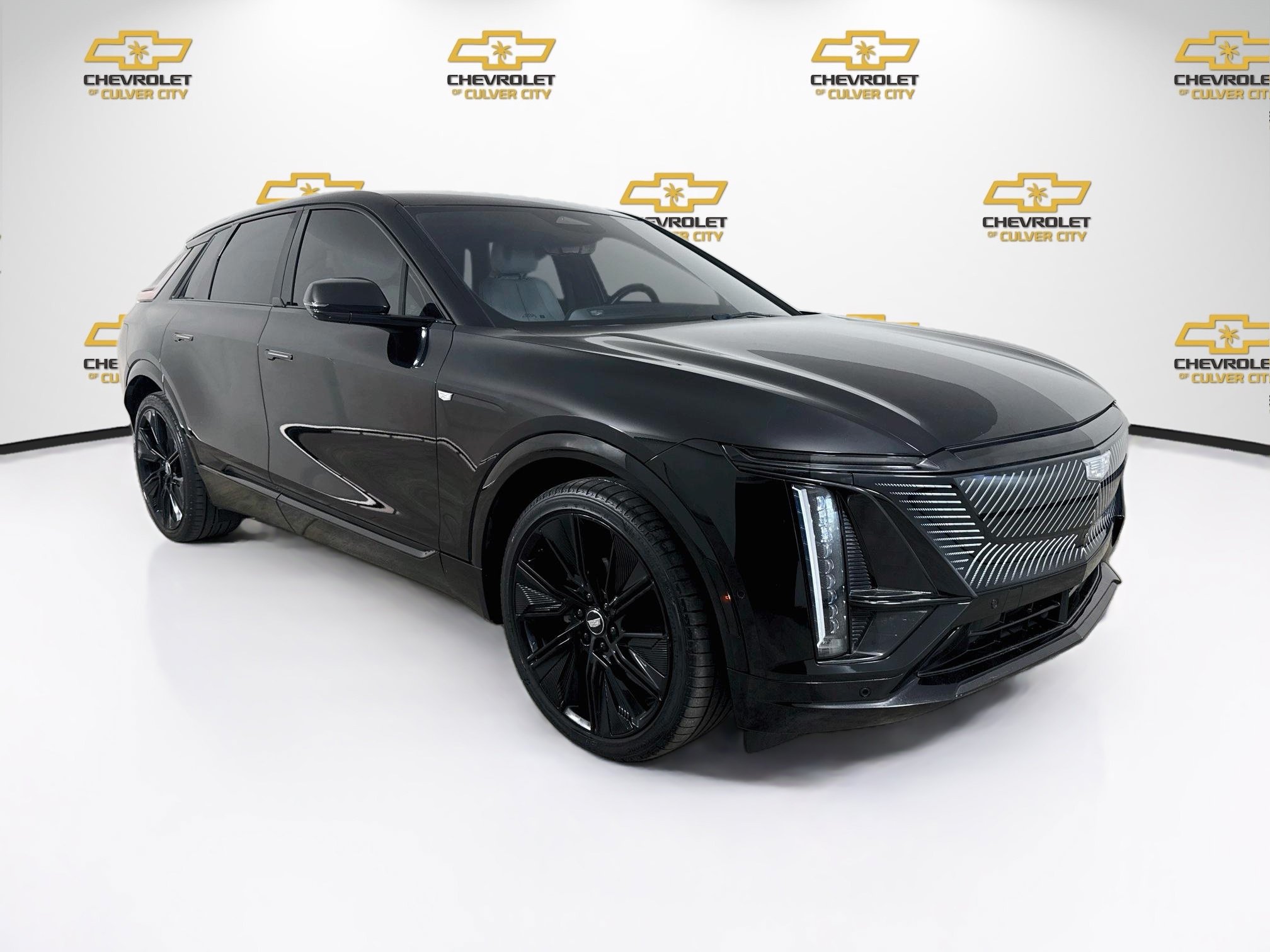 Used 2023 Cadillac Lyriq 2WD image 32