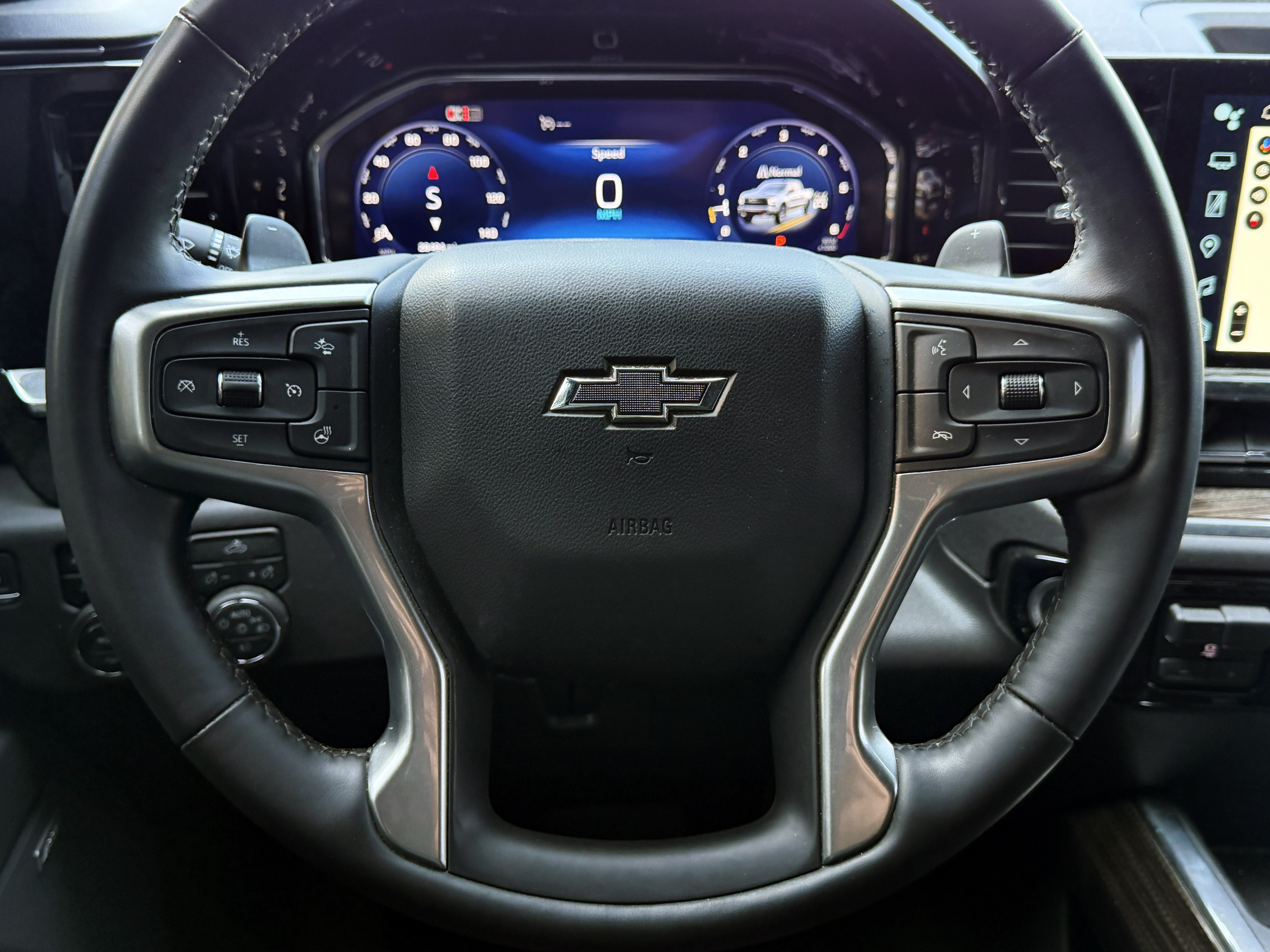 Used 2024 Chevrolet Silverado 1500 LT Trail Boss w/ Convenience Package II AWD/4WD image 14