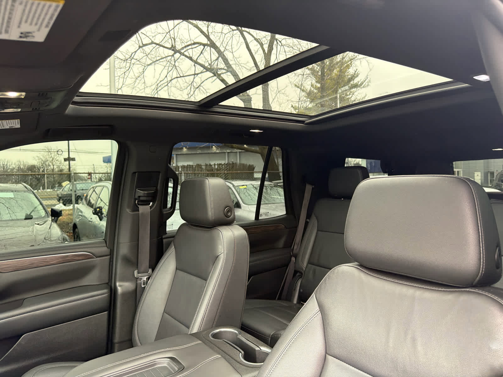 Used 2022 Chevrolet Tahoe LT w/ LT Signature Package image 38