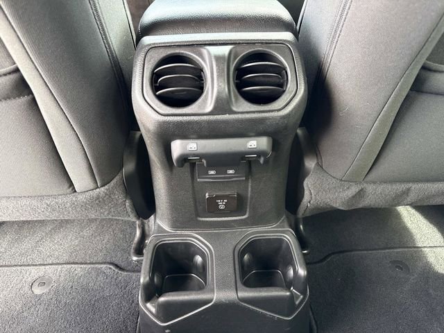 Used 2022 Jeep Wrangler Unlimited Sport w/ Sun And Sound Package AWD/4WD image 30