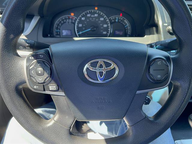 Used 2012 Toyota Camry LE FWD image 24