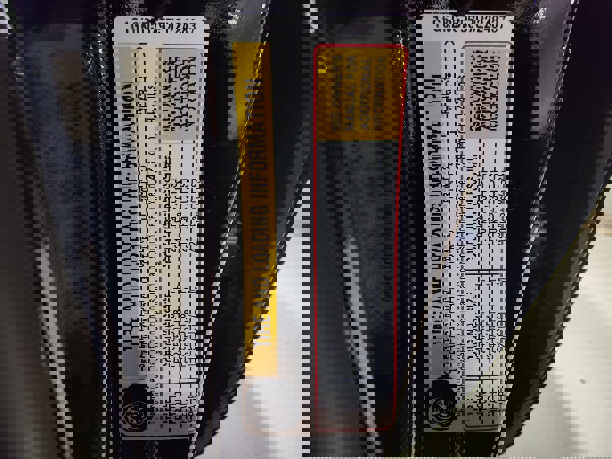 Used 2007 Cadillac DTS Performance image 30