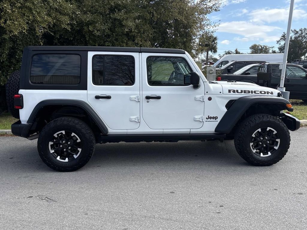 Used 2025 Jeep Wrangler Unlimited Rubicon image 6